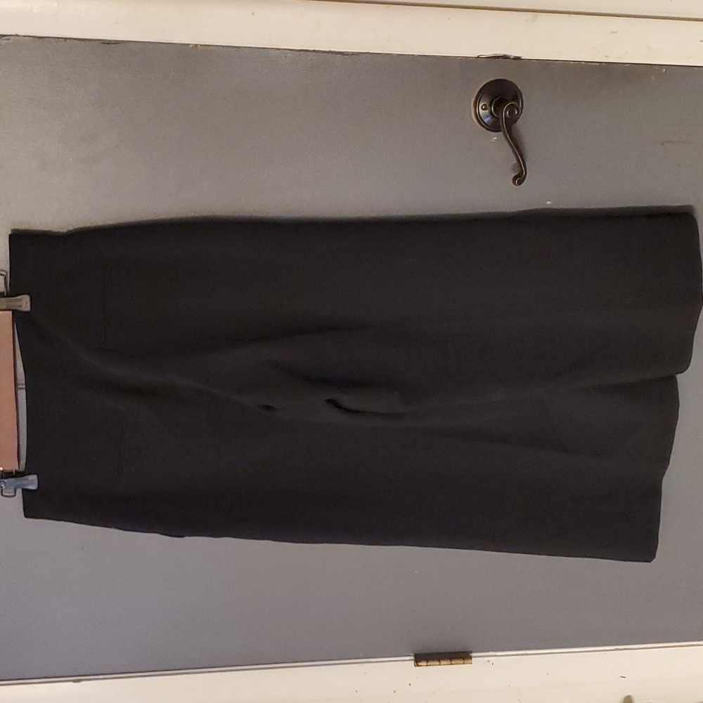 Ann Taylor Factory size 8 - Picture 2 of 4